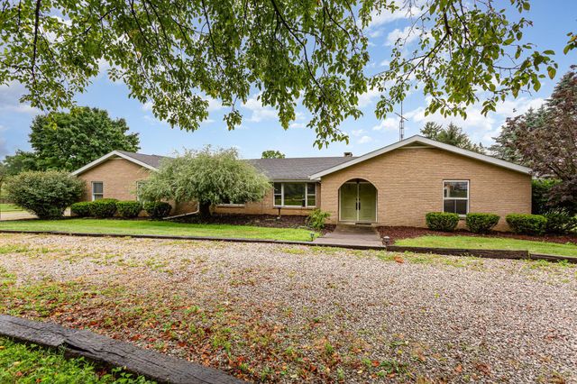18348 Hall Drive, Mount Vernon, OH 43050