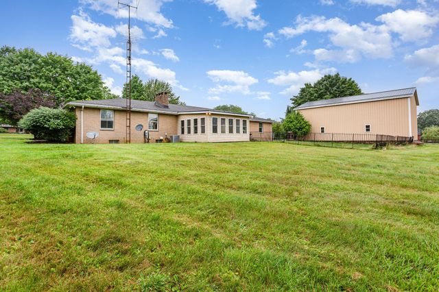 18348 Hall Drive, Mount Vernon, OH 43050