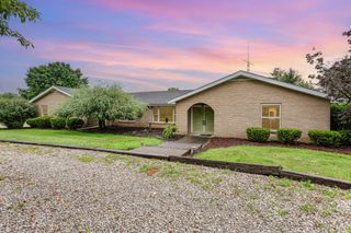 18348 Hall Drive, Mount Vernon, OH 43050