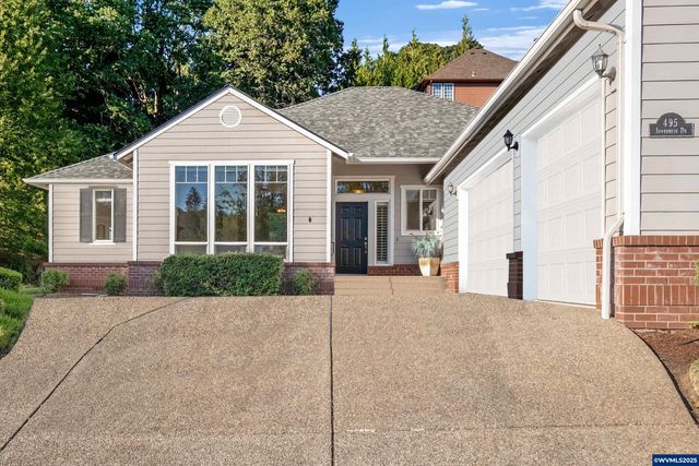 495 Inverness Lp SE, Salem, OR 97306