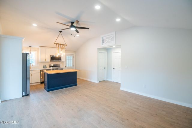 22 Hudson View Lane, Queensbury, NY 12804