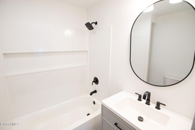 22 Hudson View Lane, Queensbury, NY 12804