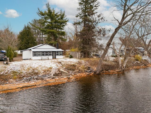 22 Hudson View Lane, Queensbury, NY 12804