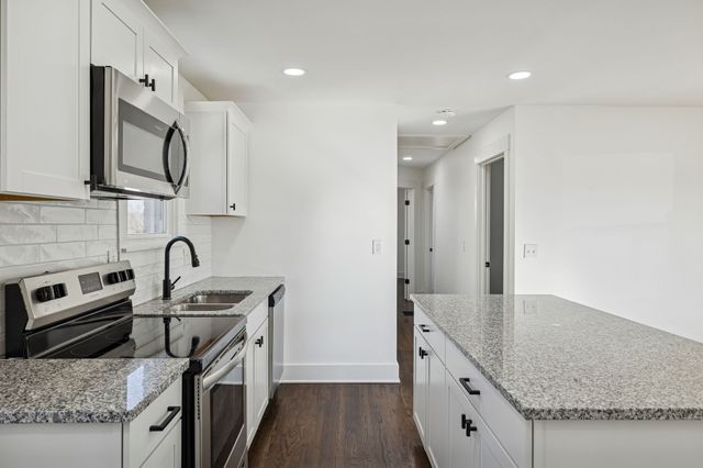 99 Thelma Dr, Mount Juliet, TN 37122