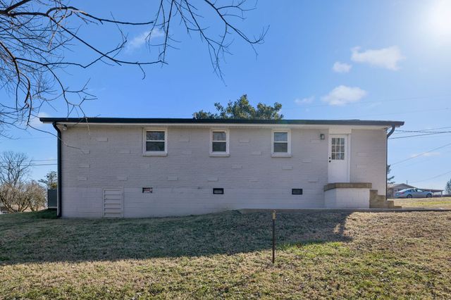 99 Thelma Dr, Mount Juliet, TN 37122