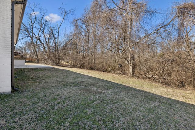 99 Thelma Dr, Mount Juliet, TN 37122