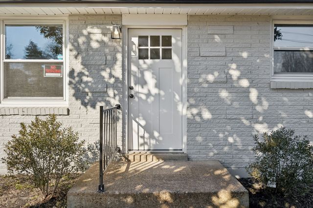 99 Thelma Dr, Mount Juliet, TN 37122