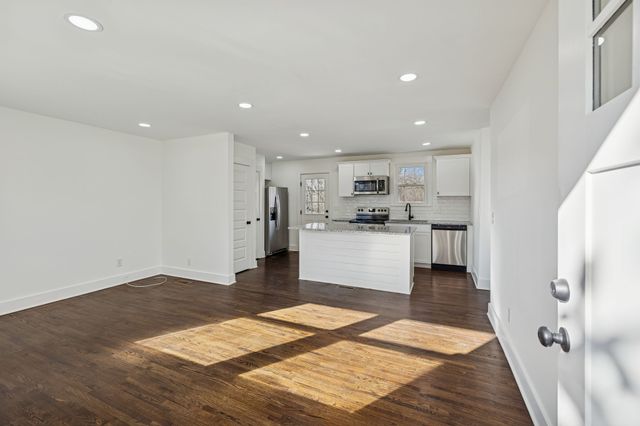 99 Thelma Dr, Mount Juliet, TN 37122