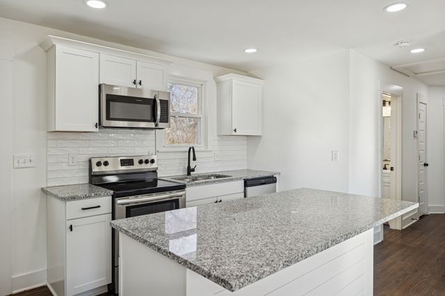 99 Thelma Dr, Mount Juliet, TN 37122