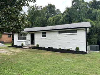 99 Thelma Dr, Mount Juliet, TN 37122