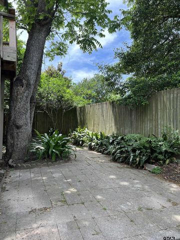328 S Mockingbird, Tyler, TX 75701