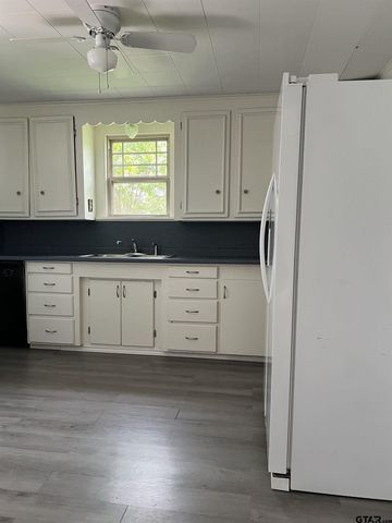 328 S Mockingbird, Tyler, TX 75701