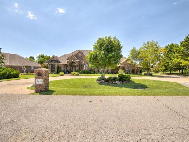 1400 Quail Lake Way, Mustang, OK 73064