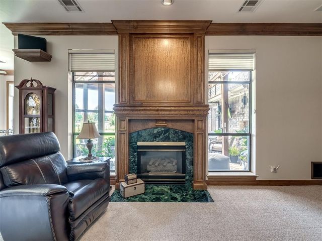 1400 Quail Lake Way, Mustang, OK 73064