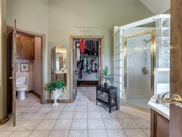 1400 Quail Lake Way, Mustang, OK 73064