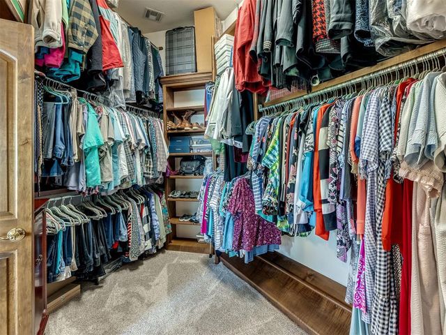 1400 Quail Lake Way, Mustang, OK 73064