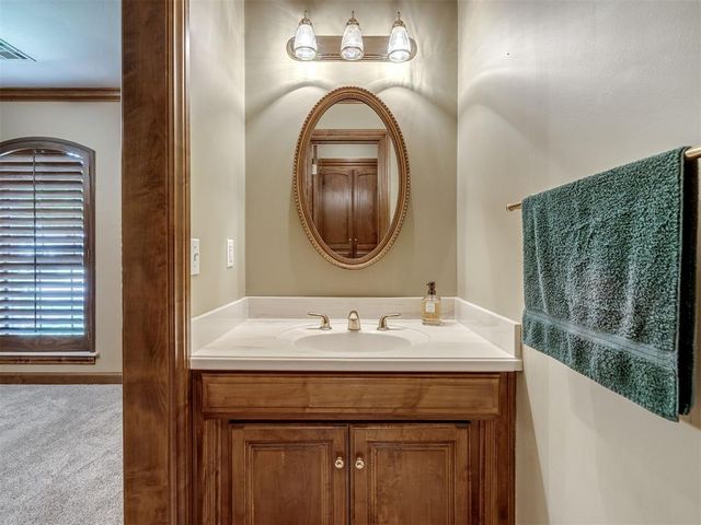 1400 Quail Lake Way, Mustang, OK 73064