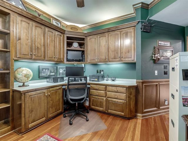 1400 Quail Lake Way, Mustang, OK 73064