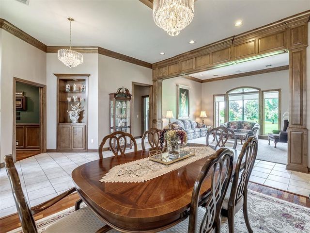 1400 Quail Lake Way, Mustang, OK 73064