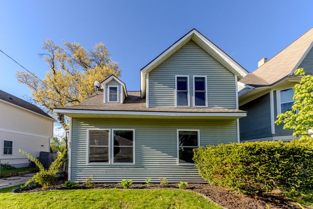 832 Sigsbee Street SE, Grand Rapids, MI 49506