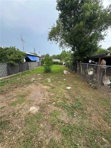 208 N Calle Juanita Street, Edcouch, TX 78538