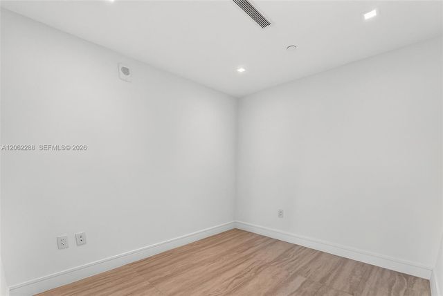 2411 Laguna Circle 2011, North Miami, FL 33181