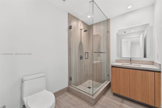 2411 Laguna Circle 2011, North Miami, FL 33181