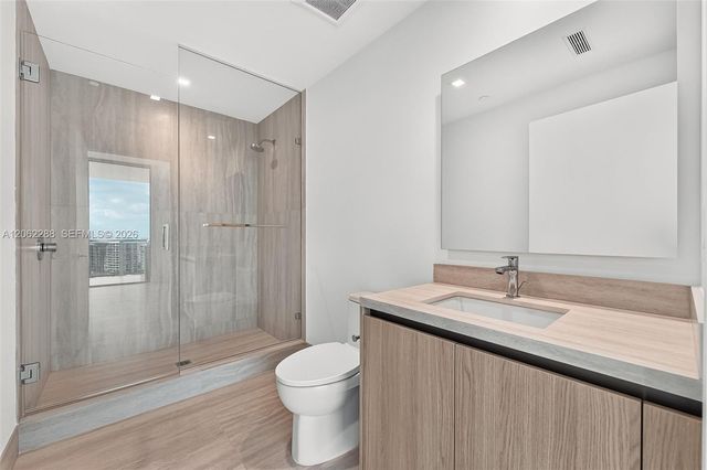 2411 Laguna Circle 2011, North Miami, FL 33181