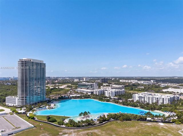 2411 Laguna Circle 2011, North Miami, FL 33181