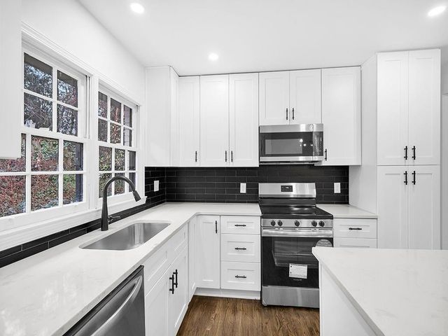 1253 Dunwoody Lane NE, Atlanta, GA 30319