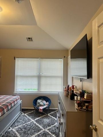 846 Garden St, Elizabeth City, NJ 07202