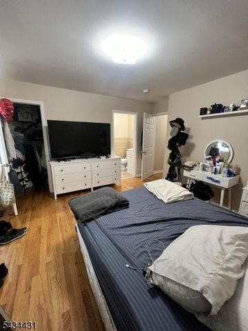 846 Garden St, Elizabeth City, NJ 07202