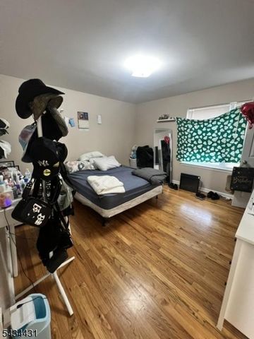 846 Garden St, Elizabeth City, NJ 07202