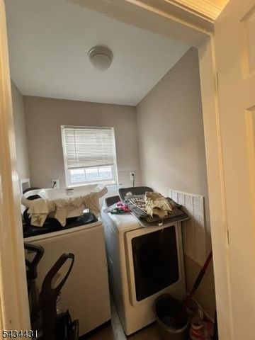 846 Garden St, Elizabeth City, NJ 07202