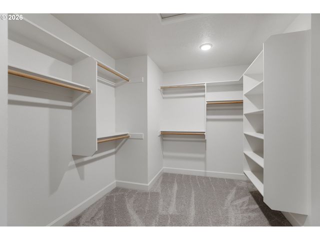 14047 Se PIPER CUB Way, Milwaukie, OR 97267