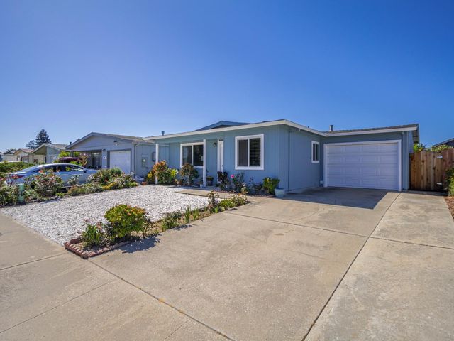569 Cedar Drive, Watsonville, CA 95076