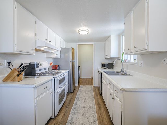 569 Cedar Drive, Watsonville, CA 95076