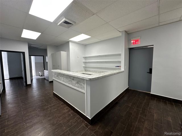 2012 Monroe Street 105, Dearborn, MI 48124
