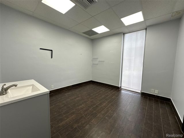 2012 Monroe Street 105, Dearborn, MI 48124