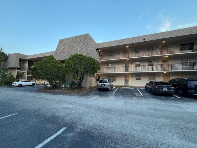 615 S State Road 7 1d, Margate, FL 33068