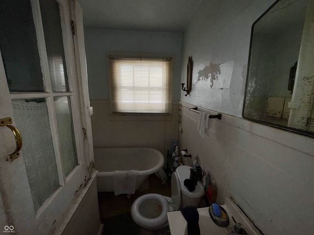 2330 N Parker Avenue, Indianapolis, IN 46218