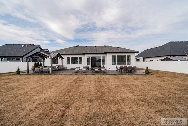 379 Fire Thorn, Idaho Falls, ID 83404