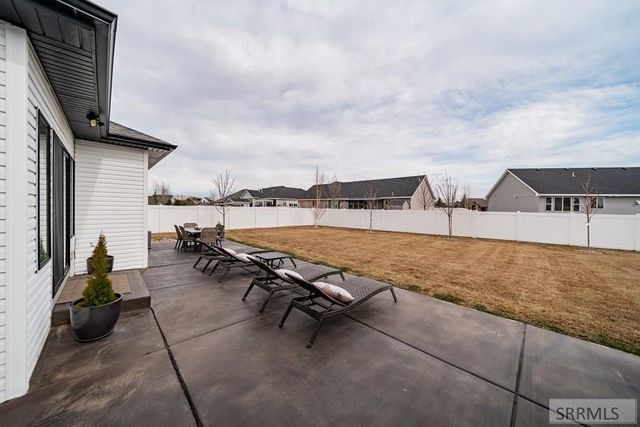 379 Fire Thorn, Idaho Falls, ID 83404