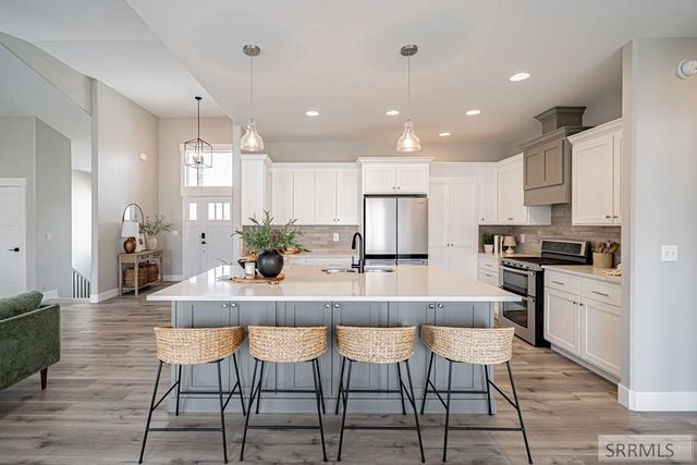 379 Fire Thorn, Idaho Falls, ID 83404