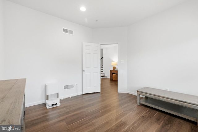 2758 HILLFIELD DR, Frederick, MD 21702