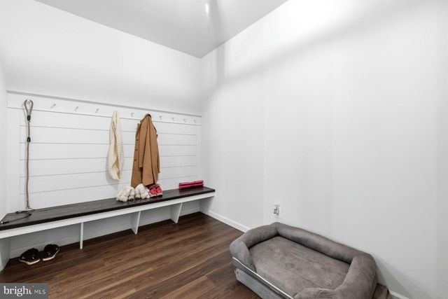 2758 HILLFIELD DR, Frederick, MD 21702