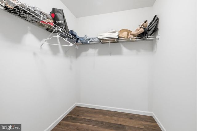 2758 HILLFIELD DR, Frederick, MD 21702