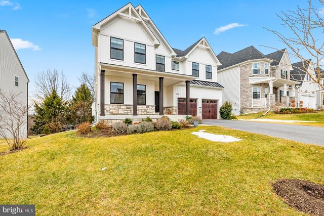 2758 HILLFIELD DR, Frederick, MD 21702