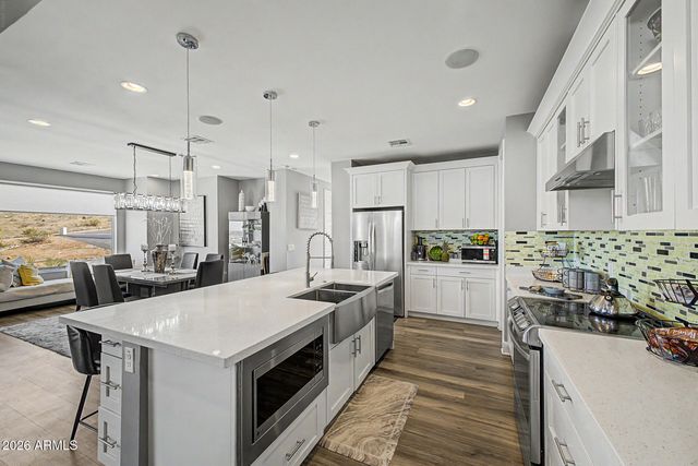 4236 W CETON Drive, Laveen, AZ 85339