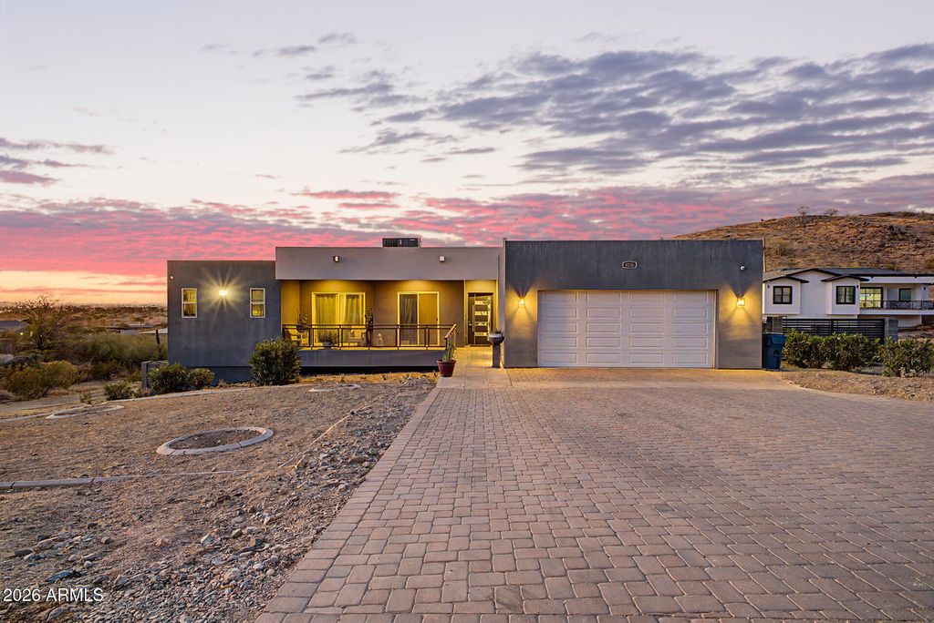 4236 W CETON Drive, Laveen, AZ 85339